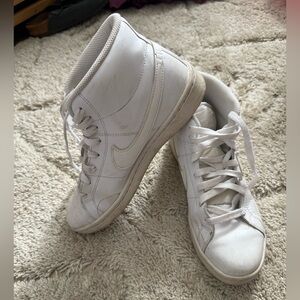 Women's size 8 Nike White High-Top Sneakers